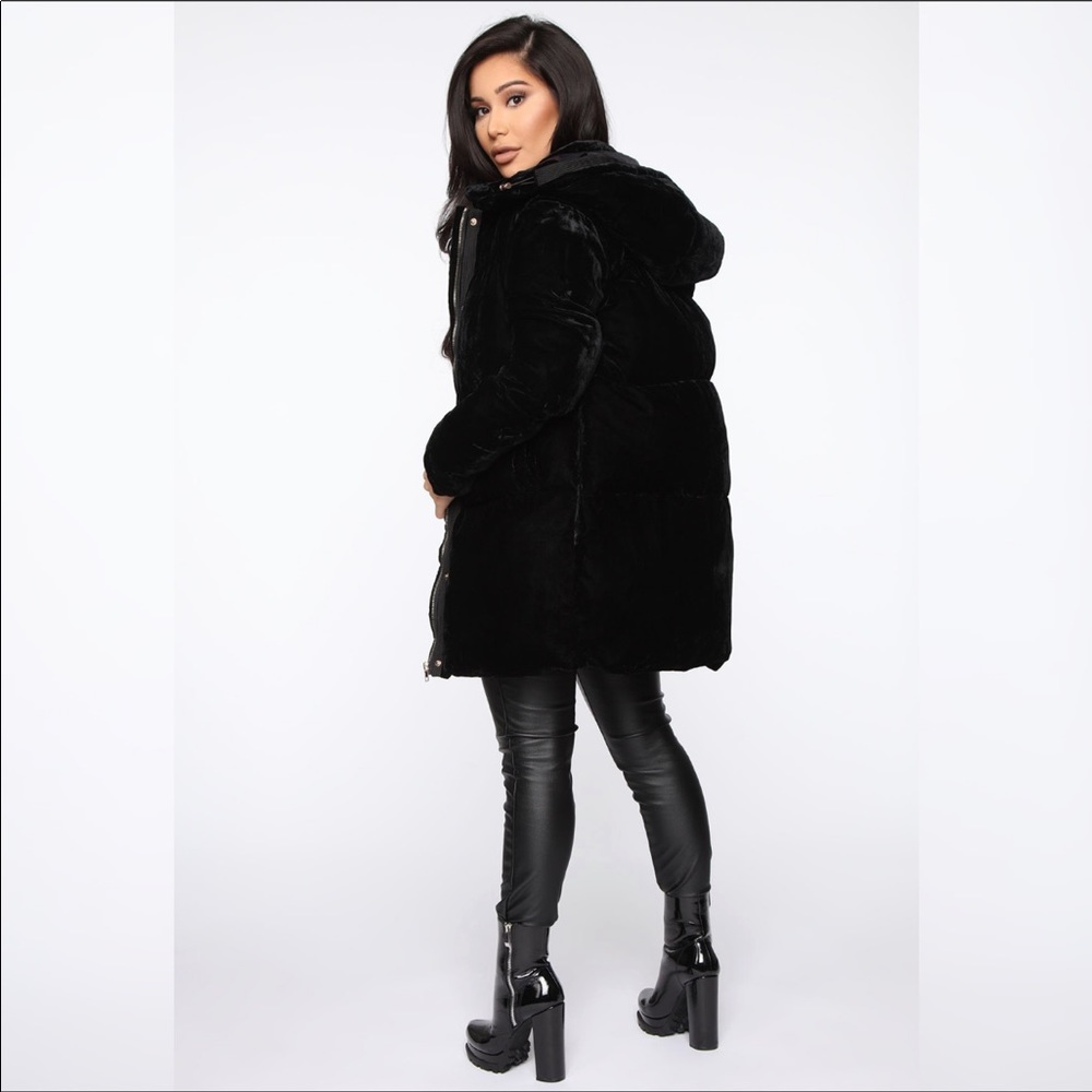 Velvet Puffer Chic Fashion oversized Satisfaction